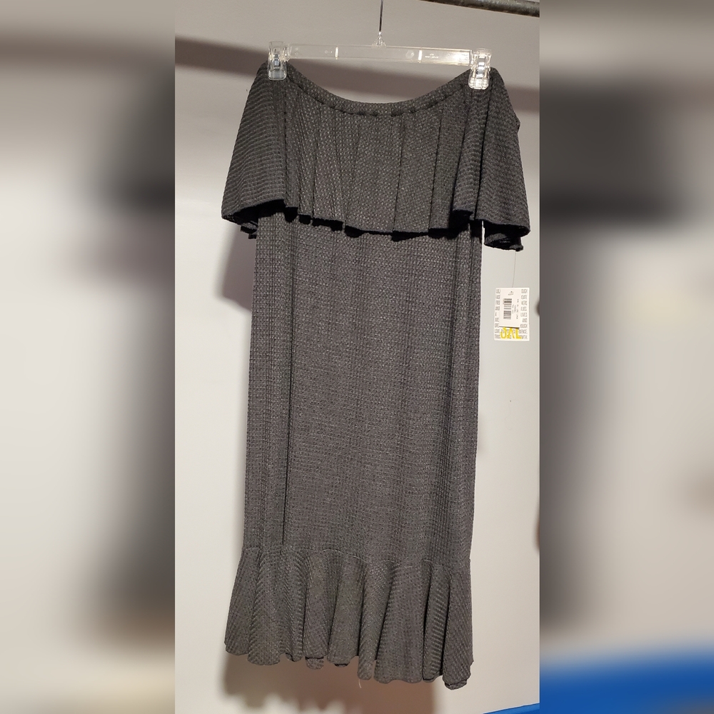 LulaRoe Cici 3XL Gray ruffle top dress